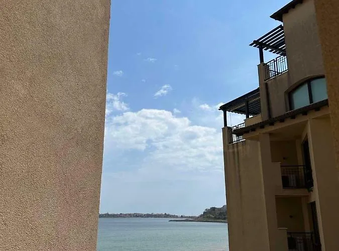 Aparthotel Oazis Vip Club Sunny Beach