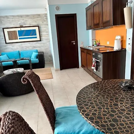 Oazis Vip Club Aparthotel Sunny Beach