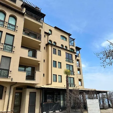 Oazis Vip Club 3* Sunny Beach