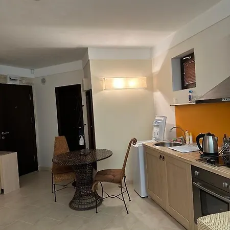 Aparthotel Oazis Vip Club