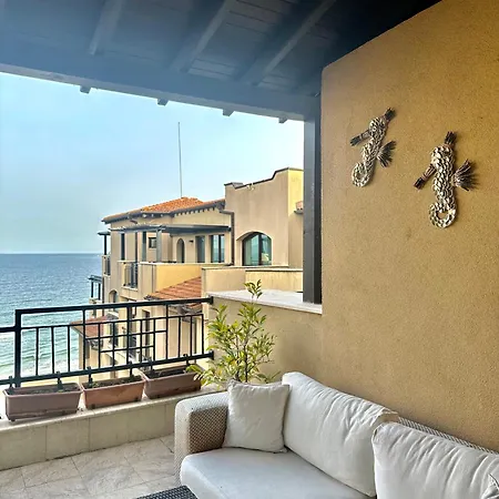 Aparthotel Oazis Vip Club